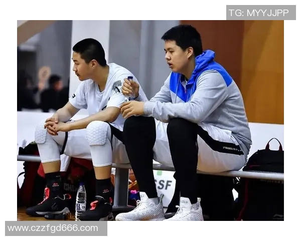 朱俊龙的奋斗历程与成就探索：从平凡到卓越的篮球之路