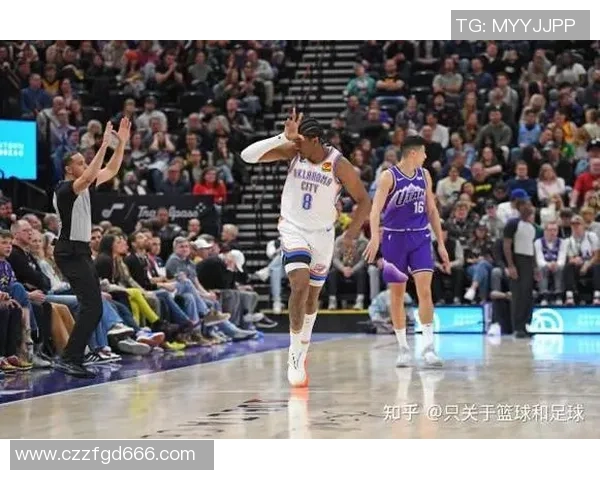 雷霆与爵士本赛季对决回顾及精彩瞬间分析