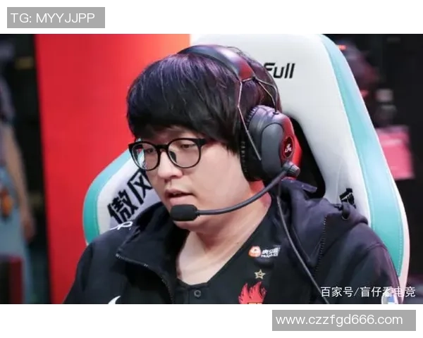 英雄联盟战术解析：深入探讨FPX中路选手的突破与团队协作策略